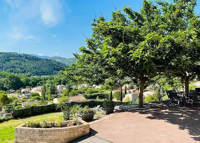Charmante Maison Avec Jacuzzi Сasa de vacaciones *